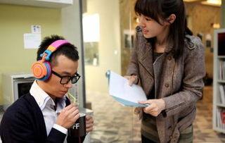 失恋33天在线观看,情感疗愈之旅，重拾爱情信心的治愈之旅  第2张